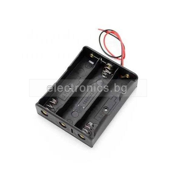 Държач за 3 броя батерии 3.7V 18650